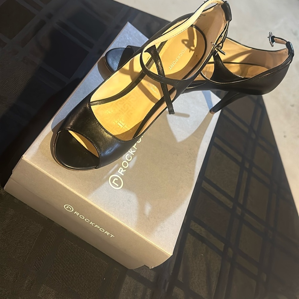 Rockport open toe heels